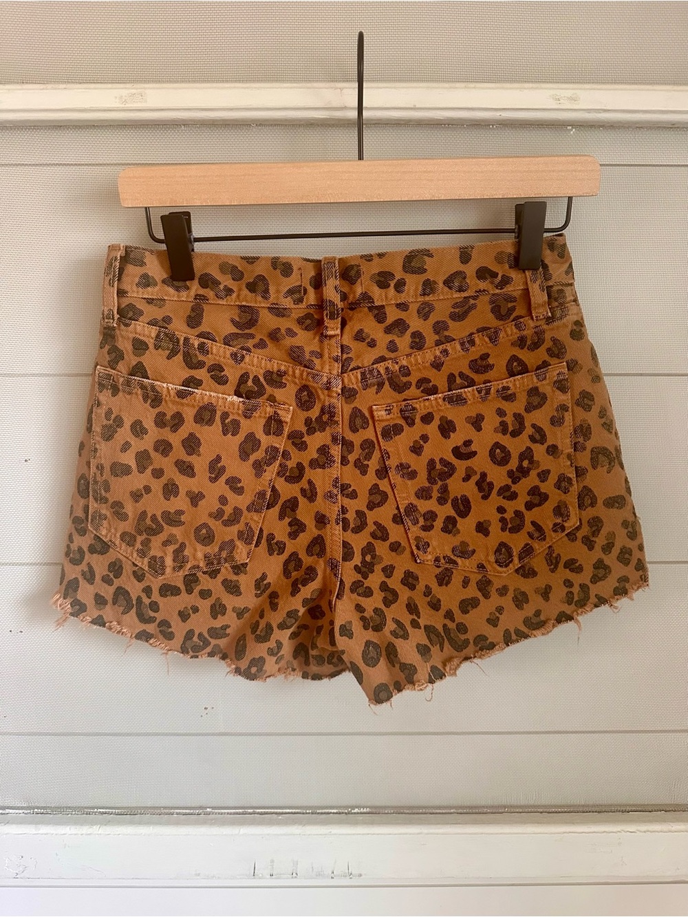 Abercrombie & Fitch Leopard Print Jean Shorts - Picture 6 of 7